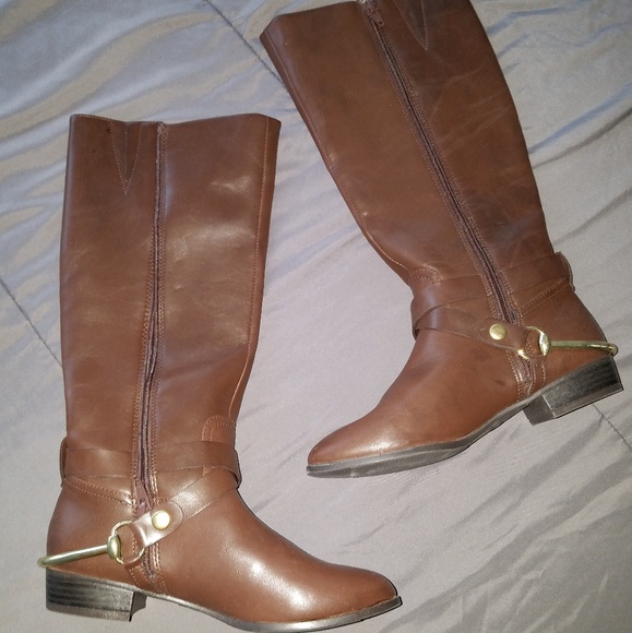 Brown Riding Boots - Picture 3 of 4